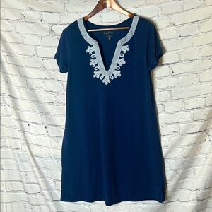 Lilly Pulitzer Short Sleeve Navy Blue Dress with White Embroidery Size Large